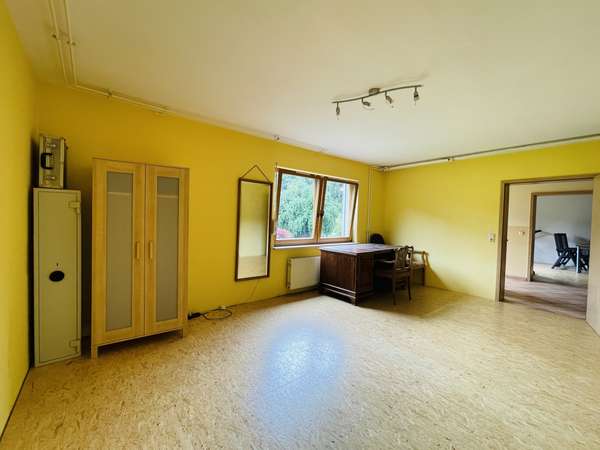 Büro UG