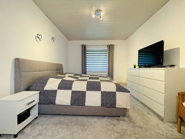  Schlafzimmer EG