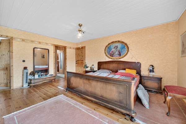 Schlafzimmer OG