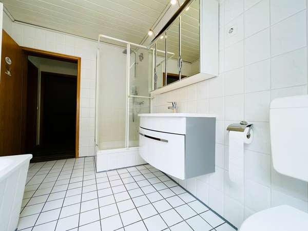 Badezimmer DG