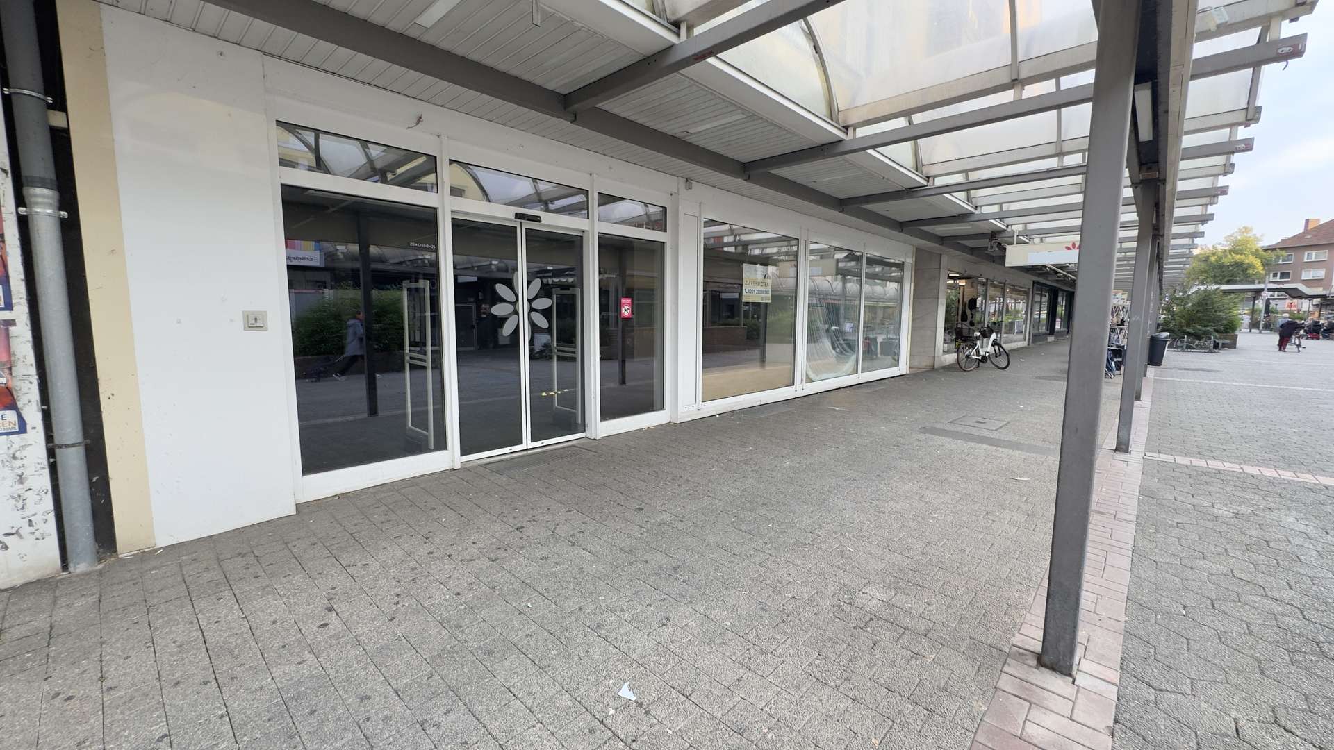 Top-Gewerbefläche in Marl-Hüls – 655 m² Verkaufs-, Büro- & Lagerfläche mit Parkplätzen 2