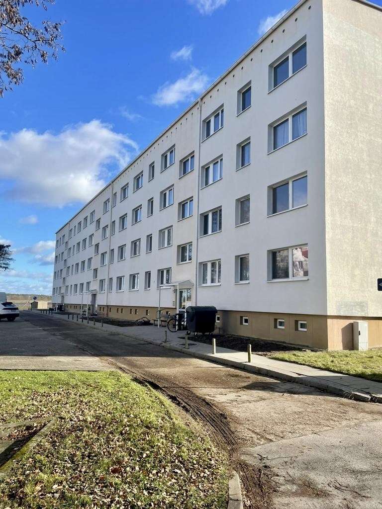 Jetzt einziehen: Attraktive und sofort bezugsfreie Wohnung in Malliß zu vermieten! 4