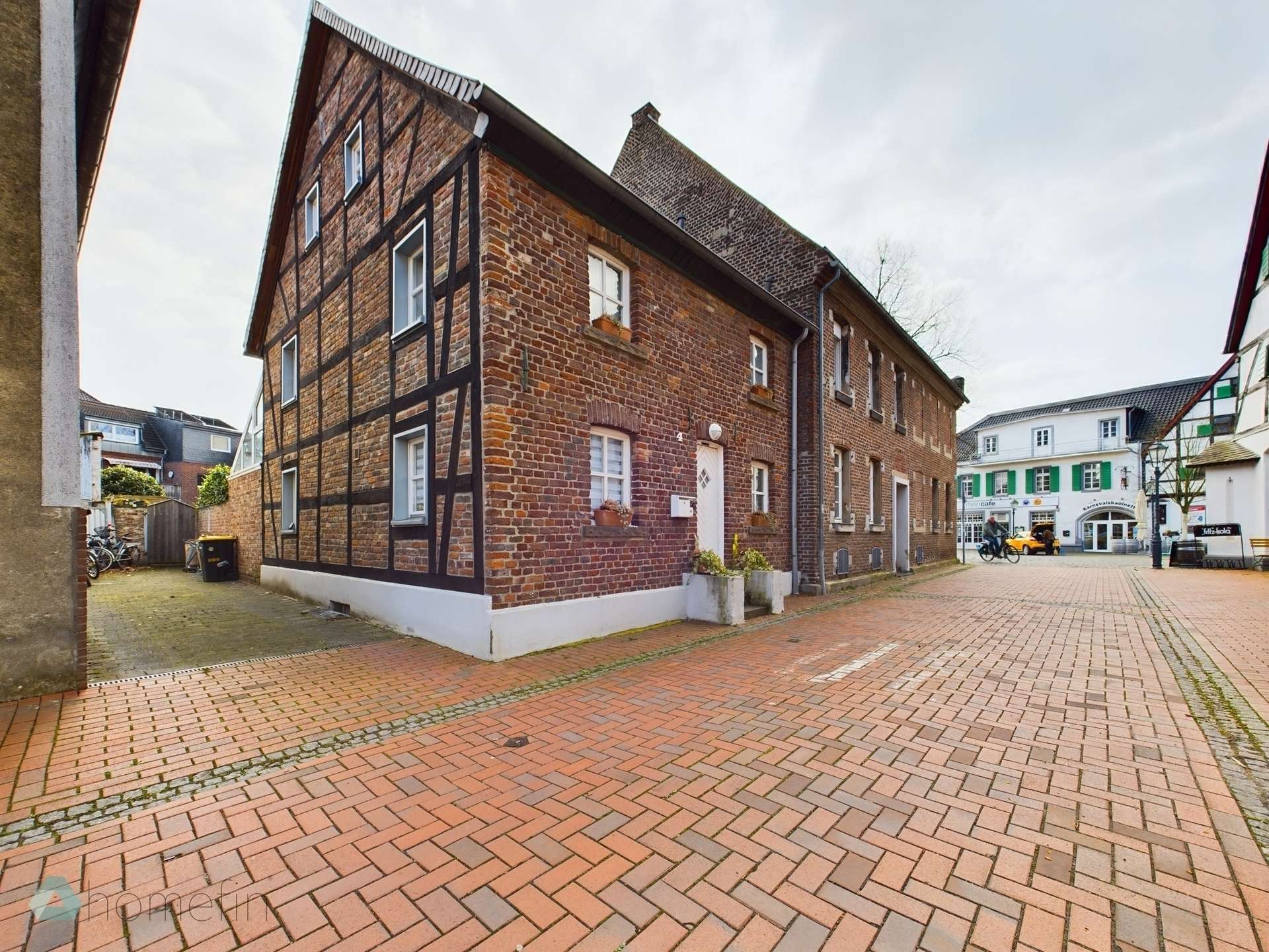 Altstadtschatz am Alten Rathaus | Vermietetes Einfamilienhaus mit Wintergarten und Stellplatz 2