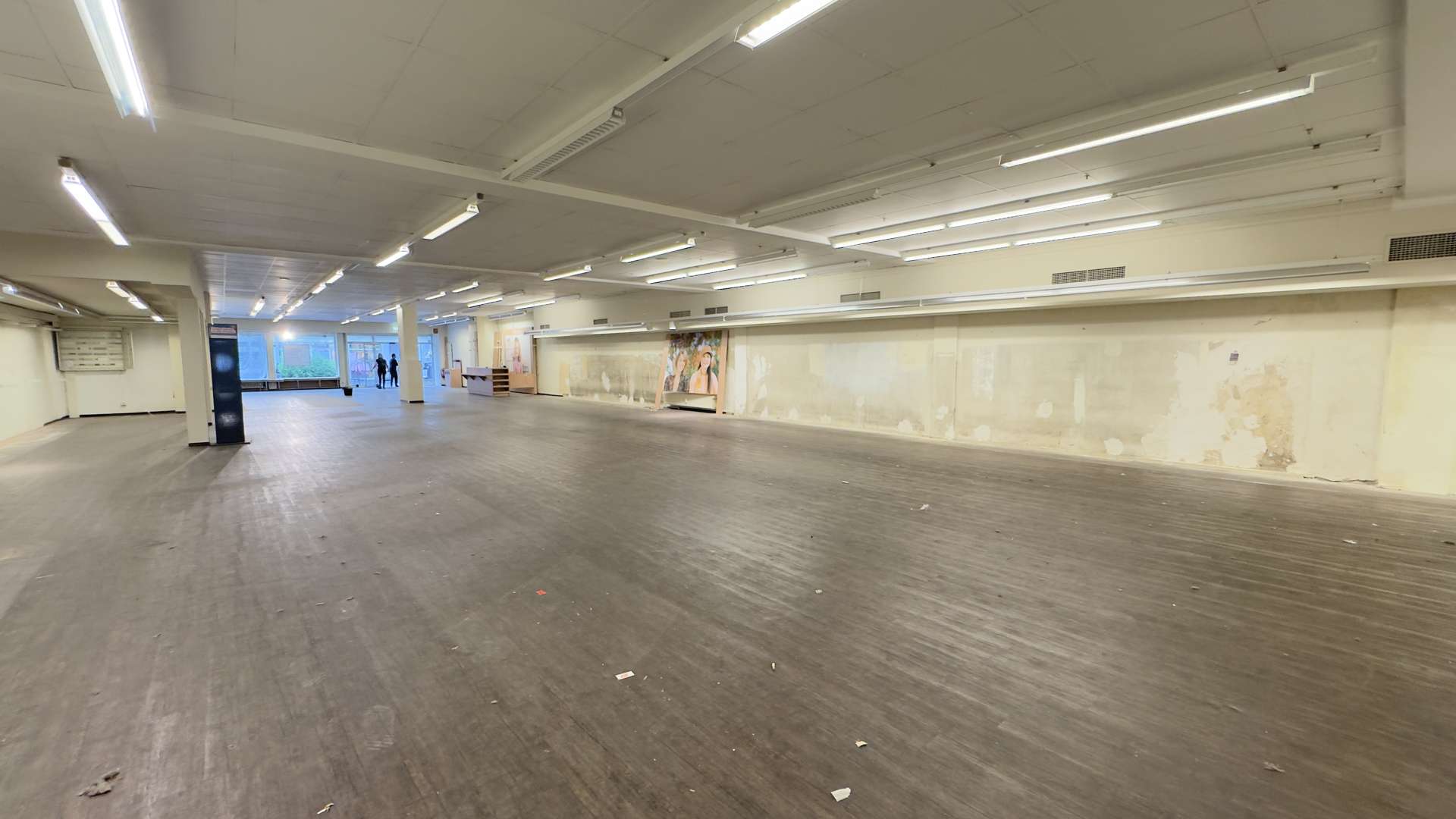 Top-Gewerbefläche in Marl-Hüls – 655 m² Verkaufs-, Büro- & Lagerfläche mit Parkplätzen 3