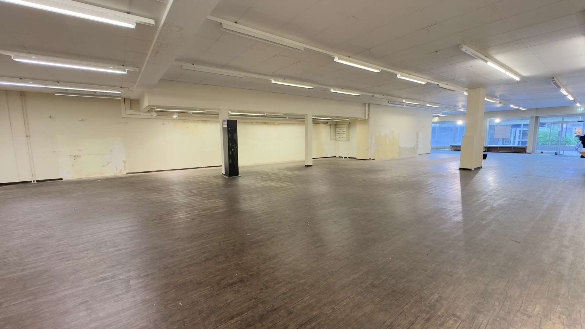 Top-Gewerbefläche in Marl-Hüls – 655 m² Verkaufs-, Büro- & Lagerfläche mit Parkplätzen 4