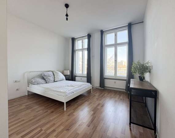 2-in-1 Wohnkonzept: bezugsfertige Wohnung mit zwei nutzbaren Bereichen in Kreuzberg, Foto 4