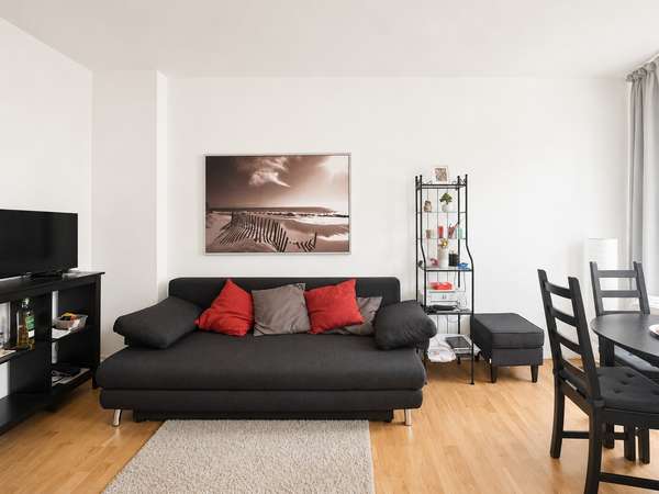 Einziehen & wohlfühlen – helle, möblierte 2-Zimmer-Wohnung in Schöneberg, Foto 2