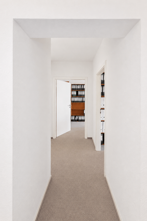 Repräsentatives, voll möbliertes Büro im Nikolaiviertel, Foto 9