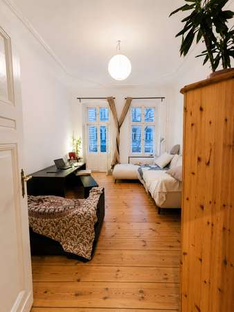 Großzügige 3-Zimmer-Altbauwohnung in gefragter Neuköllner Kiezlage, Foto 3