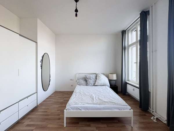 2-in-1 Wohnkonzept: bezugsfertige Wohnung mit zwei nutzbaren Bereichen in Kreuzberg, Foto 7