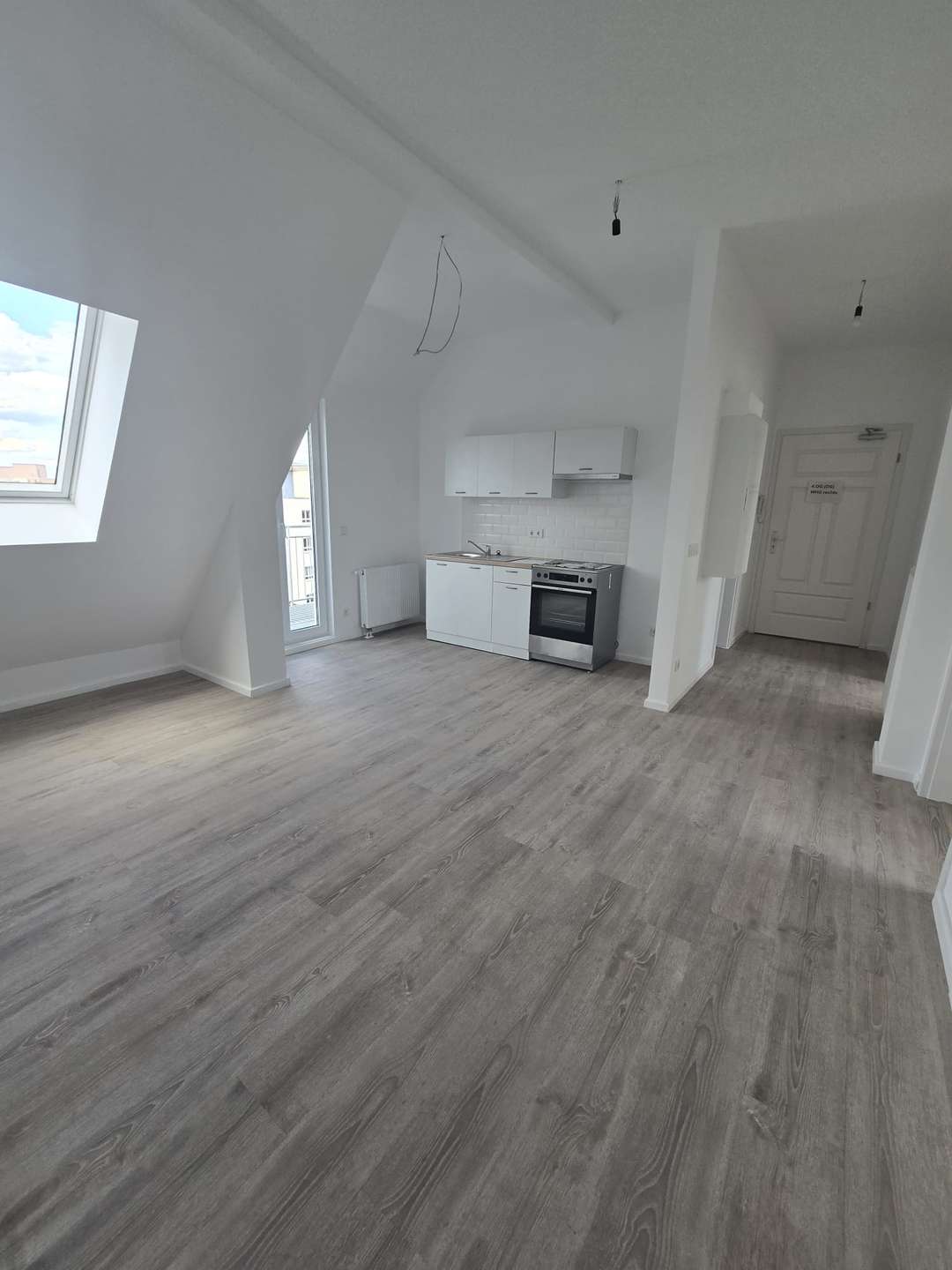 Erstbezug nach Ausbau – Moderne 3-Zimmer-Wohnung mit 2 Balkonen