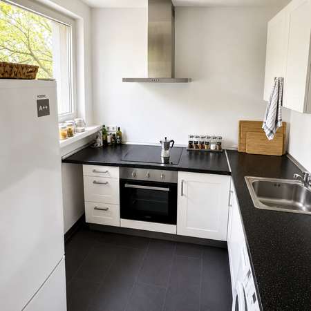 1-Zimmer-Wohnung mit Balkon in zentraler Wilmersdorfer Lage, Foto 3