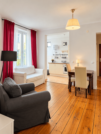 Charmantes möbliertes Altbau-Studio auf der „Roten Insel“, Foto 2