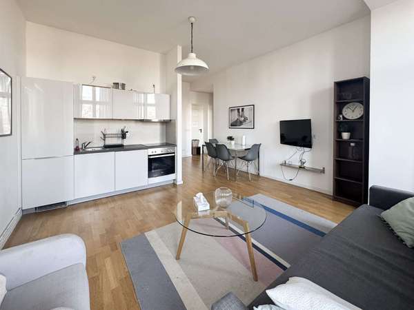 2-in-1 Wohnkonzept: bezugsfertige Wohnung mit zwei nutzbaren Bereichen in Kreuzberg, Foto 8
