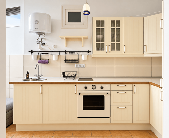 Charmantes möbliertes Altbau-Studio auf der „Roten Insel“, Foto 4