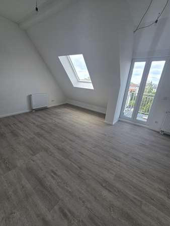Erstbezug nach Ausbau – Moderne 3-Zimmer-Wohnung mit 2 Balkonen, Foto 5