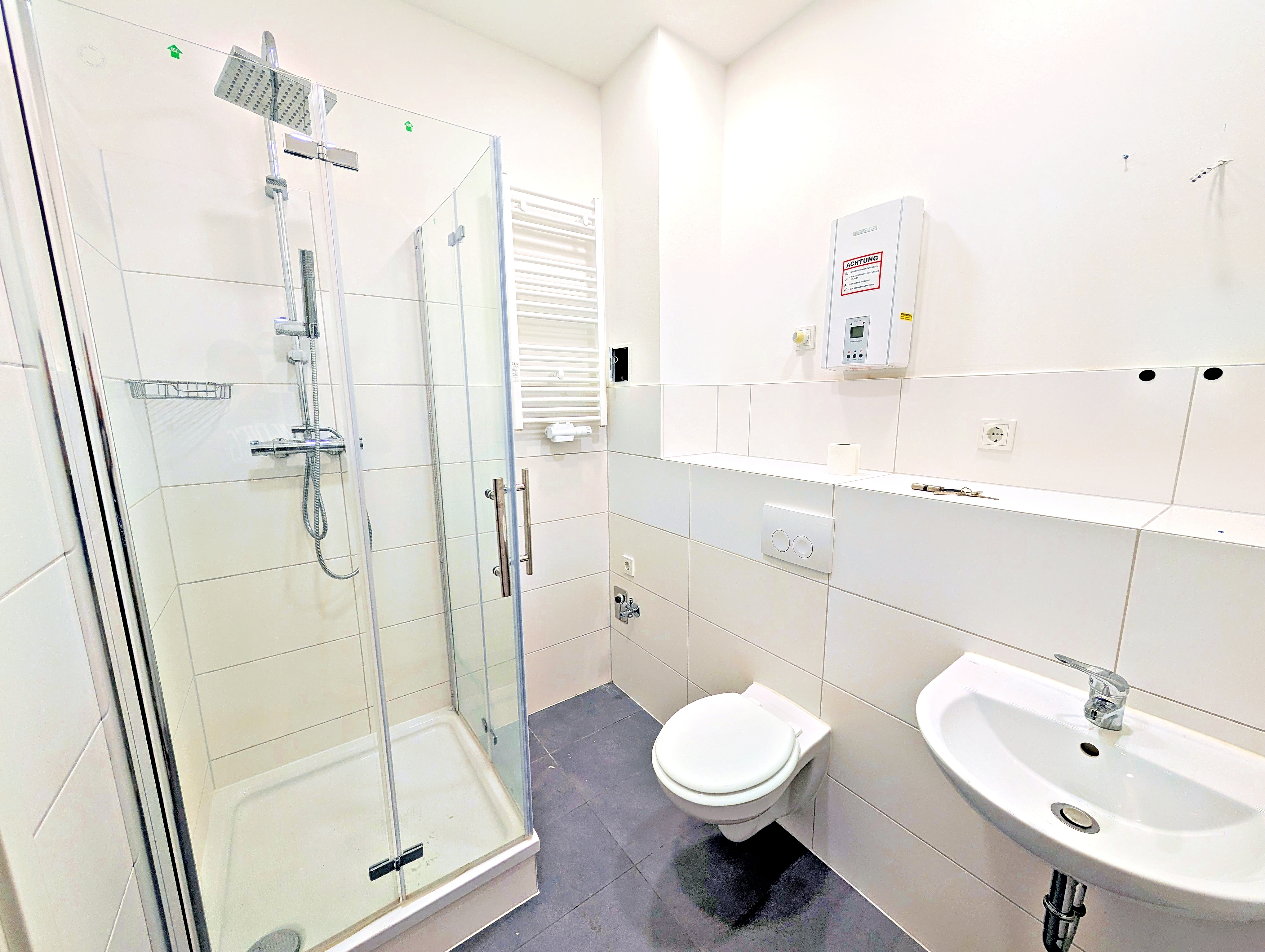 Helle 2-Zimmer-Wohnung in Berlin-Moabit mit moderner Einbauküche