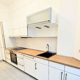 Stilvolle 4 -Zimmer-Wohnung – frisch renoviert nahe Schloss Charlottenburg