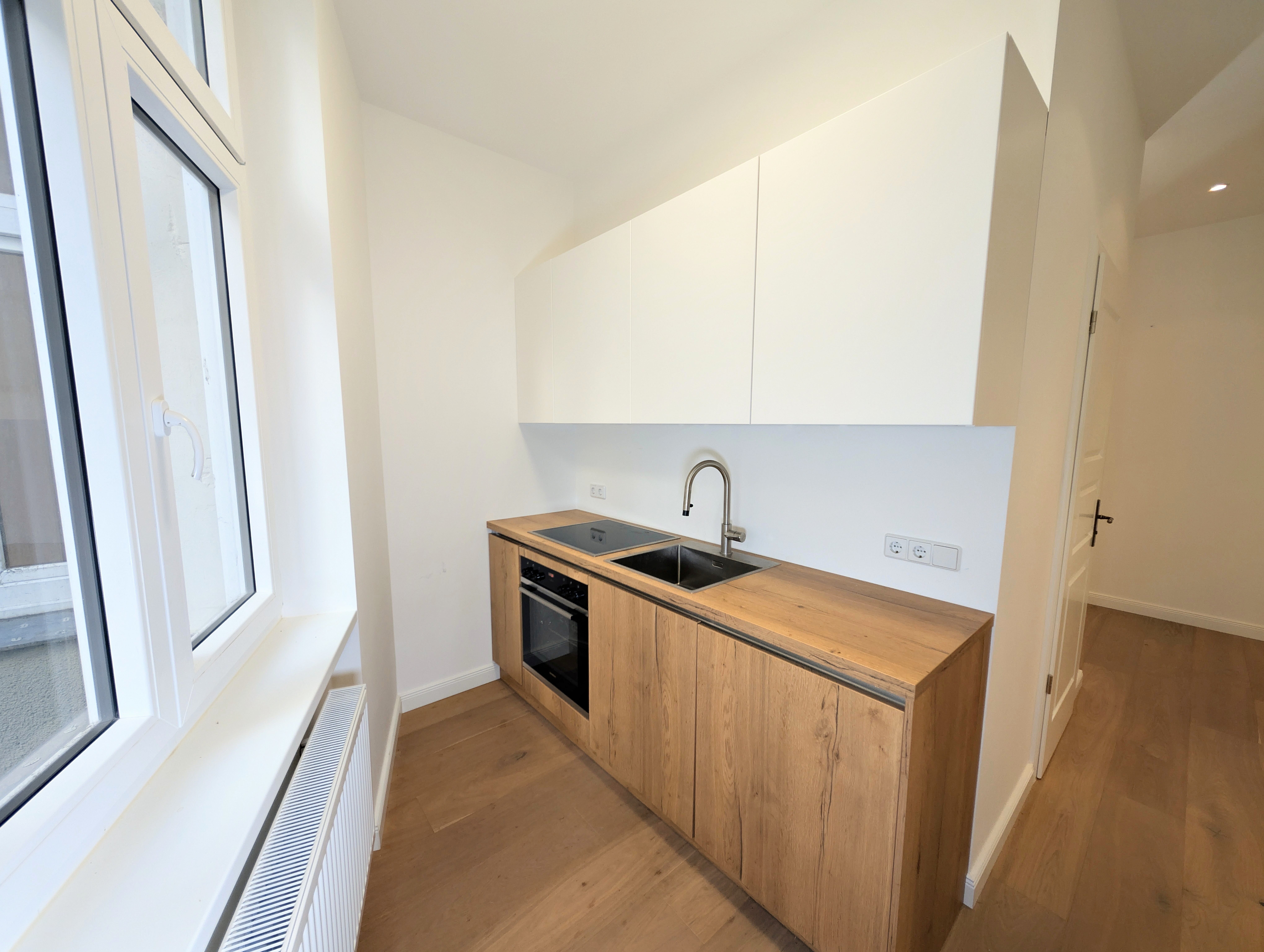 Repräsentative Gewerbefläche am Ku’damm – 153 m², 5 Räume, modernisiert 2025