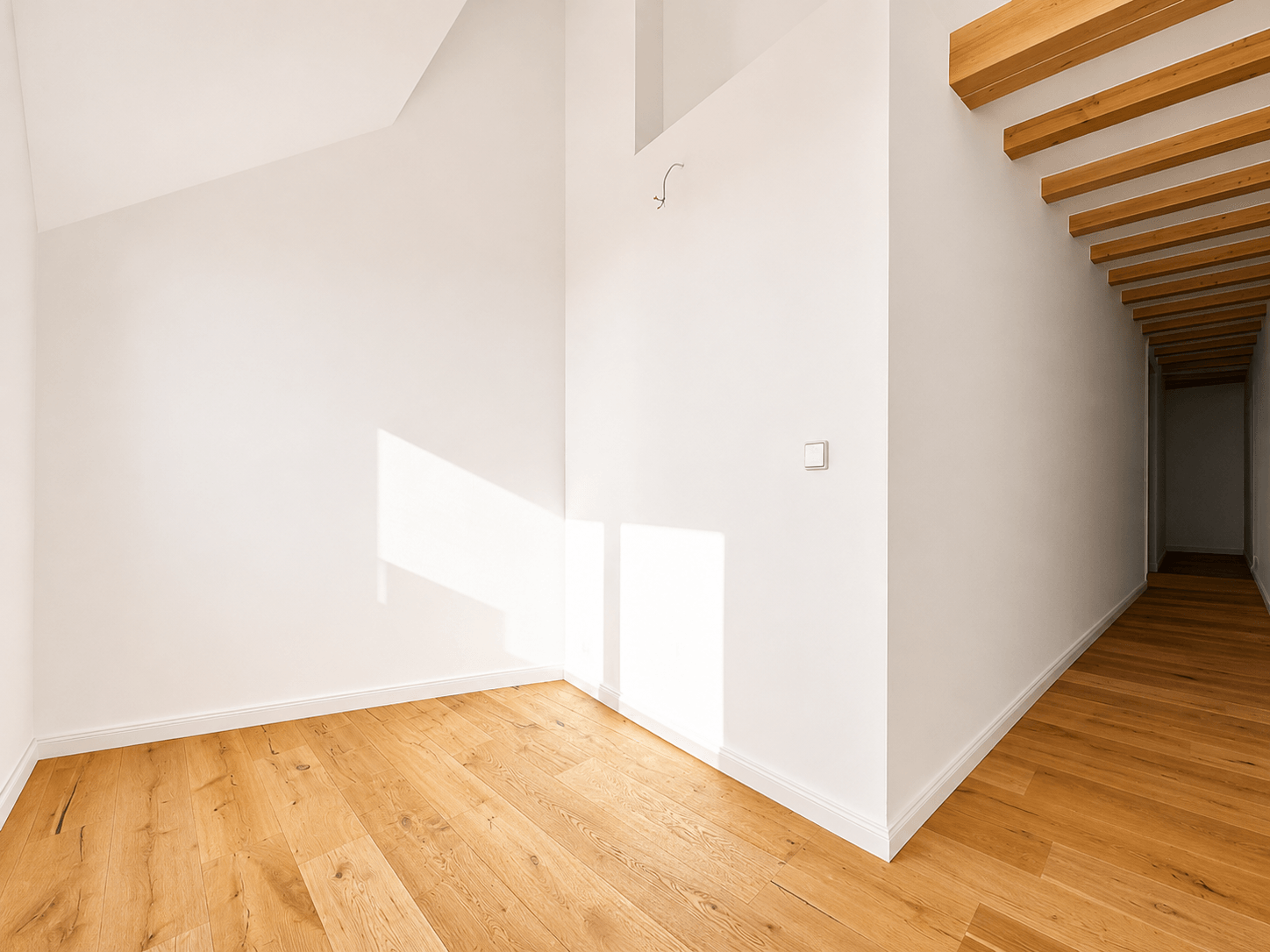 6-Penthousewohnung mit Terrasse - VH DG li.