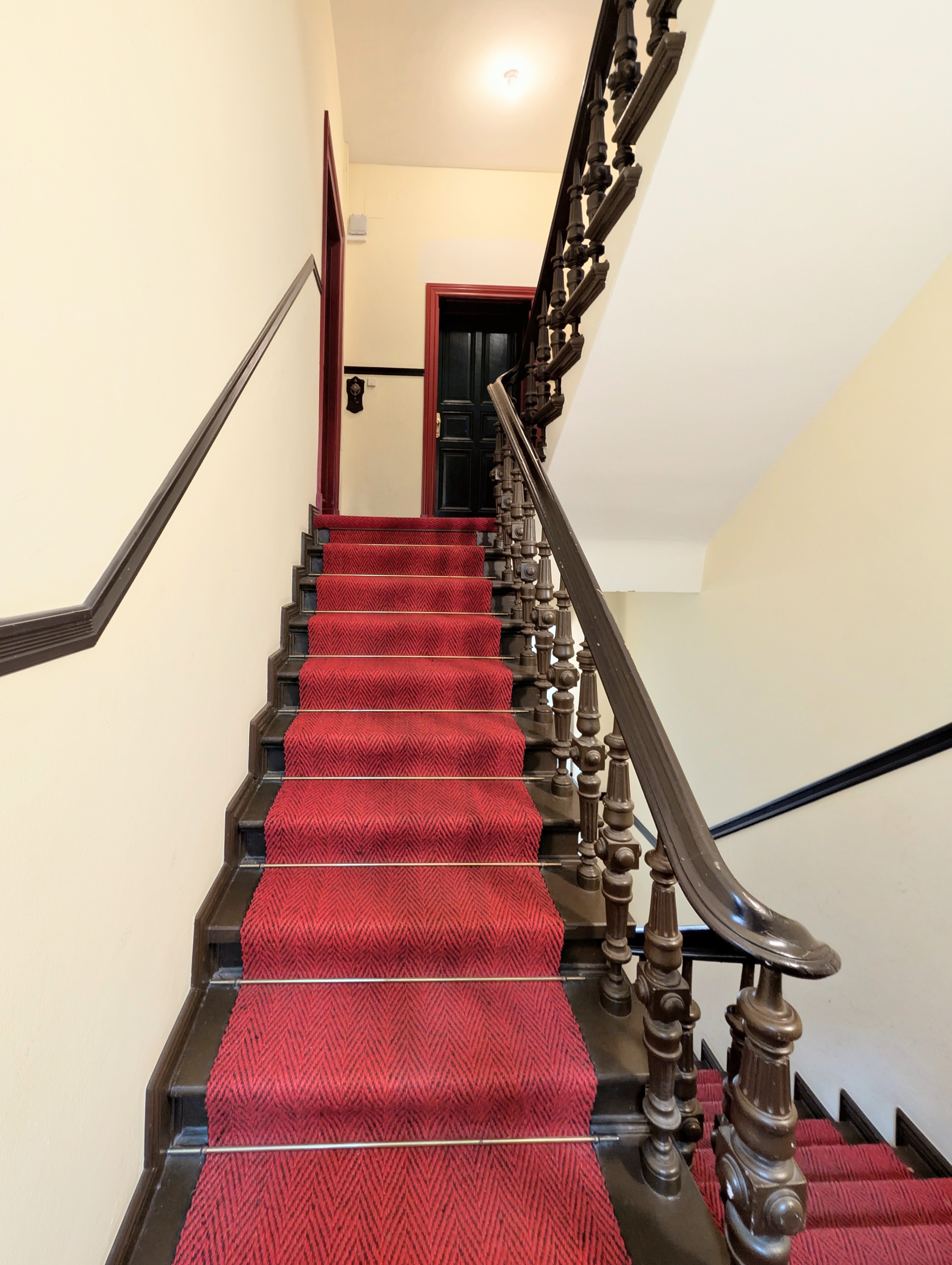 Repräsentative 8-Zimmer Praxisfläche nahe Kurfürstendamm – Büro / Praxis mieten Berlin Wilmersdorf