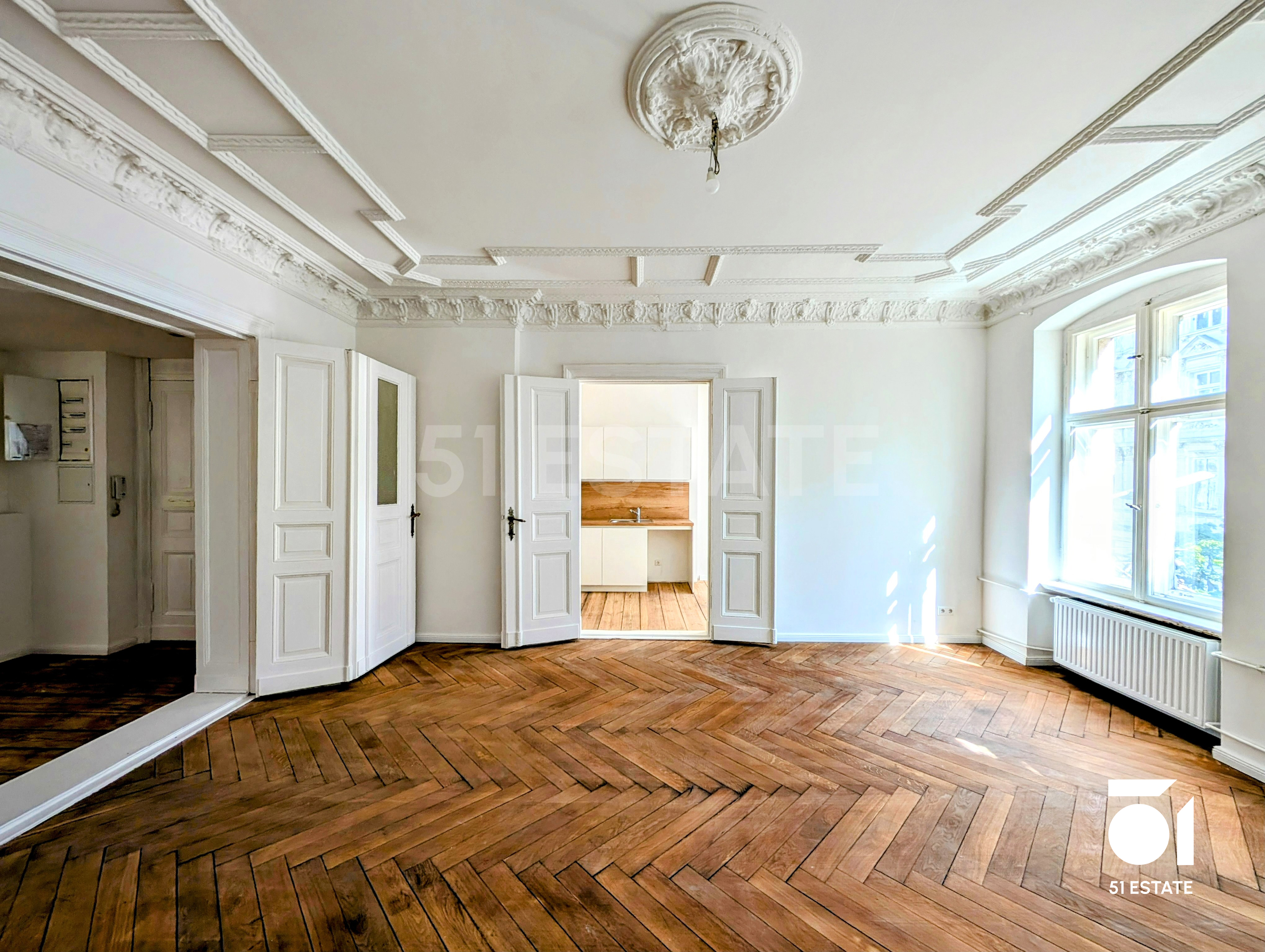 Exklusive Wohnung – 114 m² im 2. OG in der Rathenower Straße!
