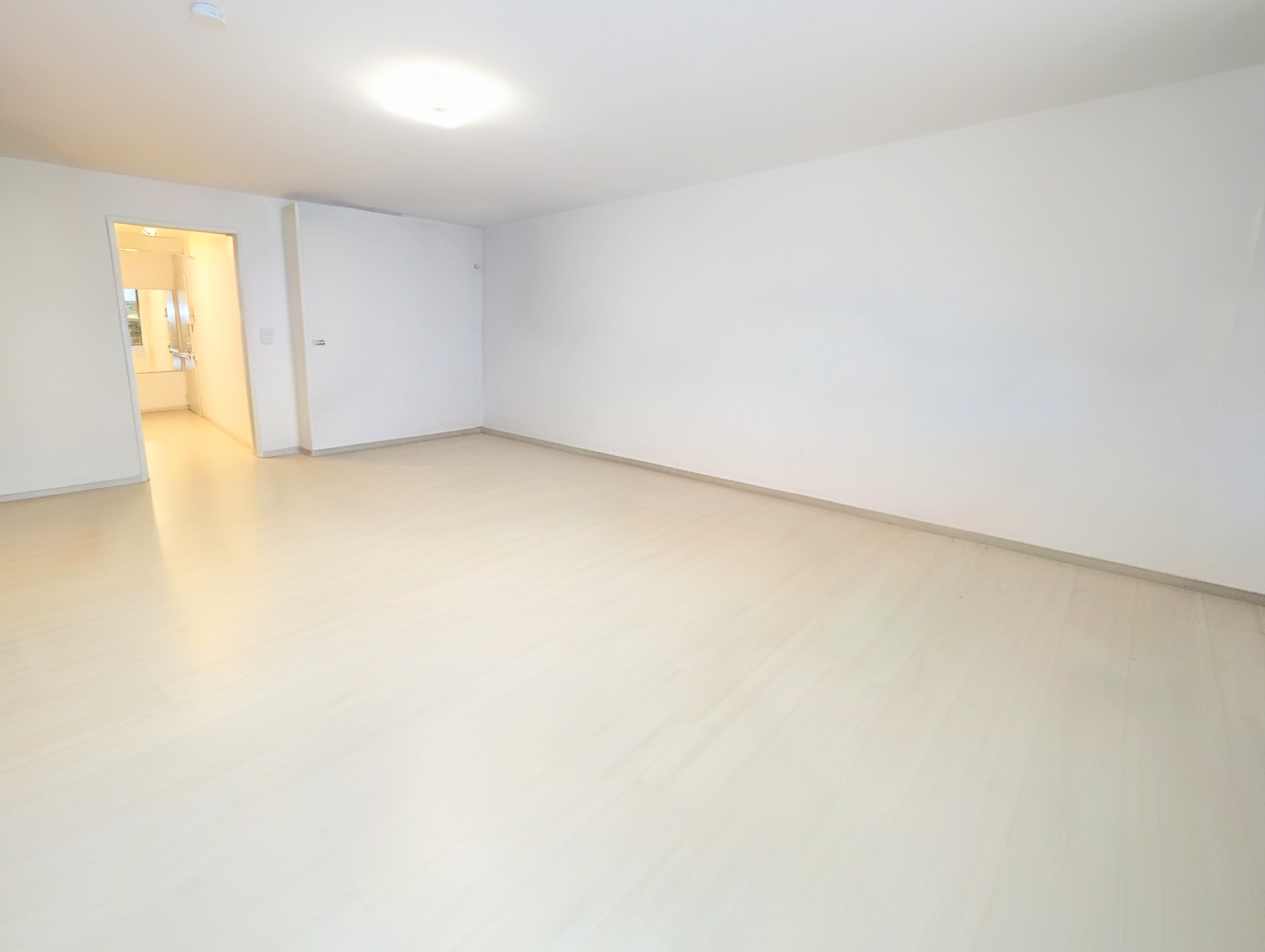 Potenzial zur Selbstfinanzierung: Studio nahe Gesundbrunnen mit Balkon, Garten & Parkmöglichkeit