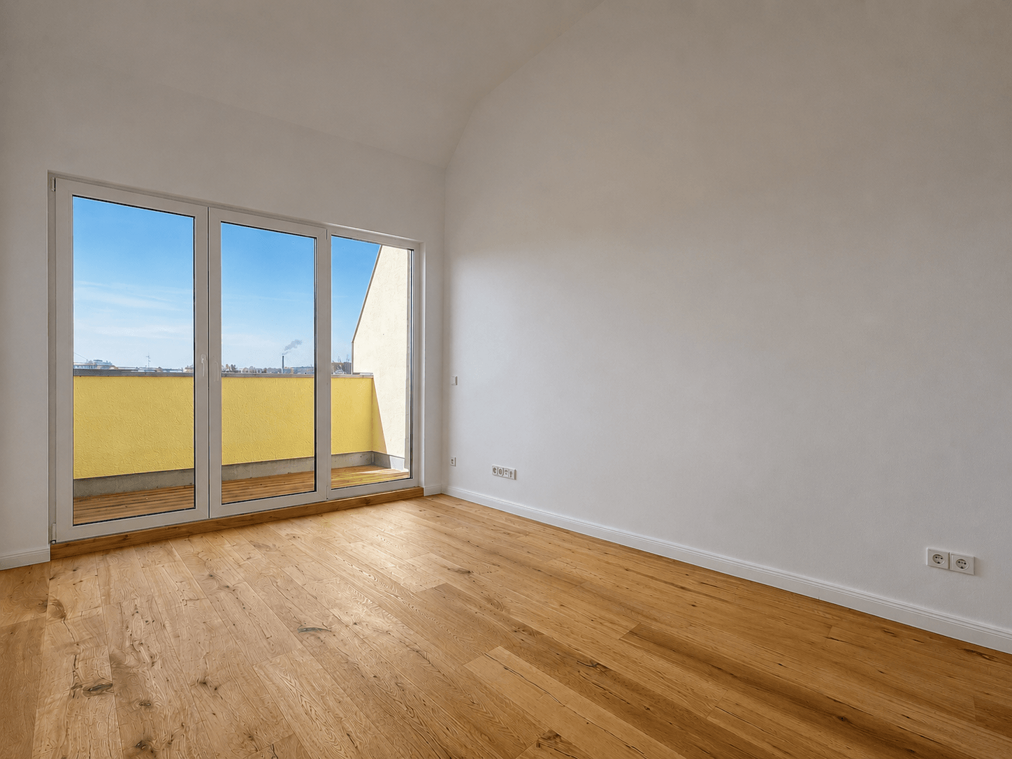 6-Penthousewohnung mit Terrasse - VH DG li.