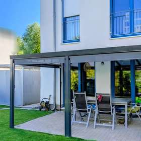 Moderne Doppelhaushälfte am Hennigsdorfer Hafen – 151 m², Garten und Dachterrasse