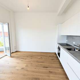 1-Zimmer-Studio Penthouse mit Balkon | Erstbezug in Friedenau