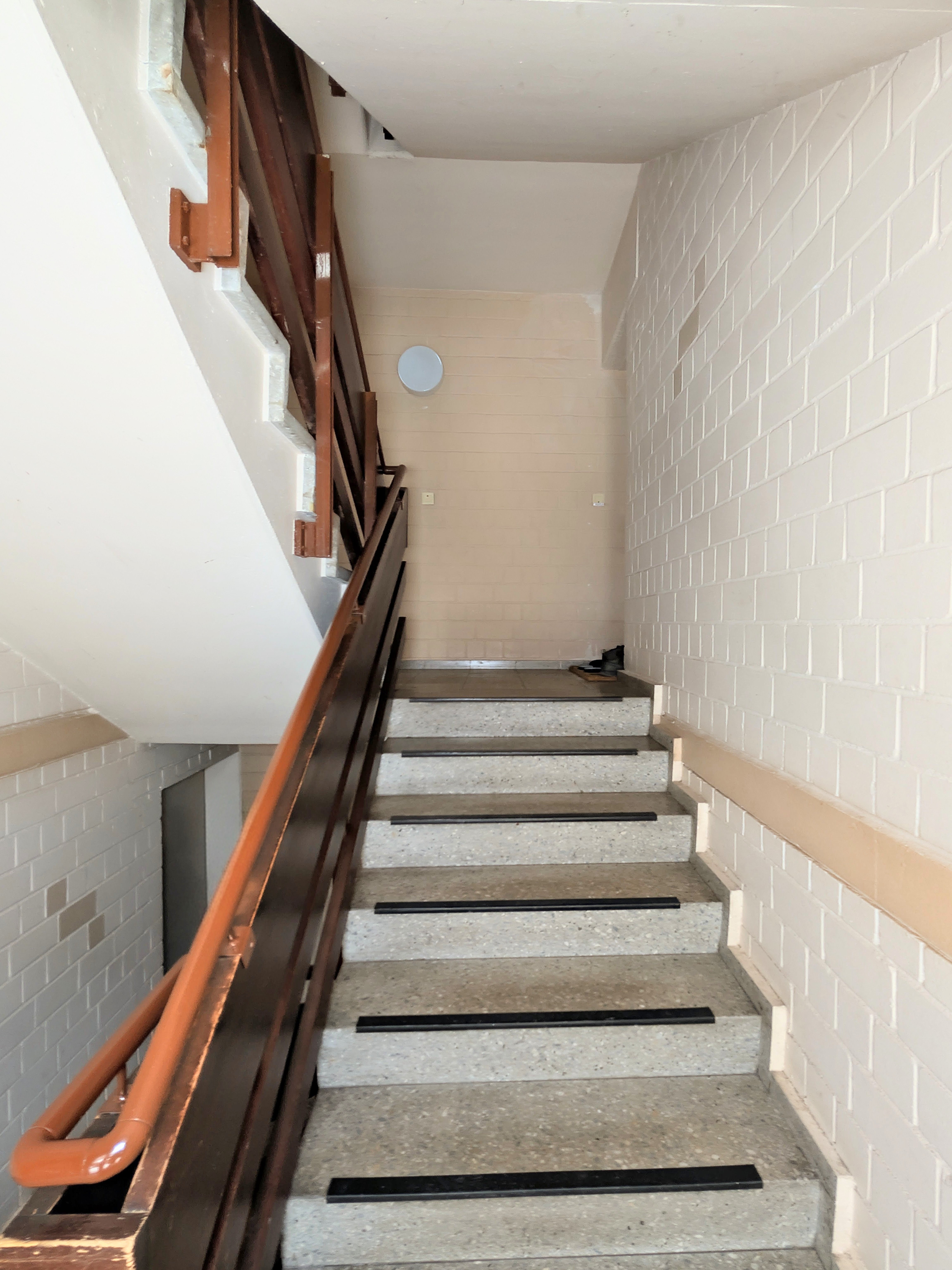 Potenzial zur Selbstfinanzierung: Studio nahe Gesundbrunnen mit Balkon, Garten & Parkmöglichkeit