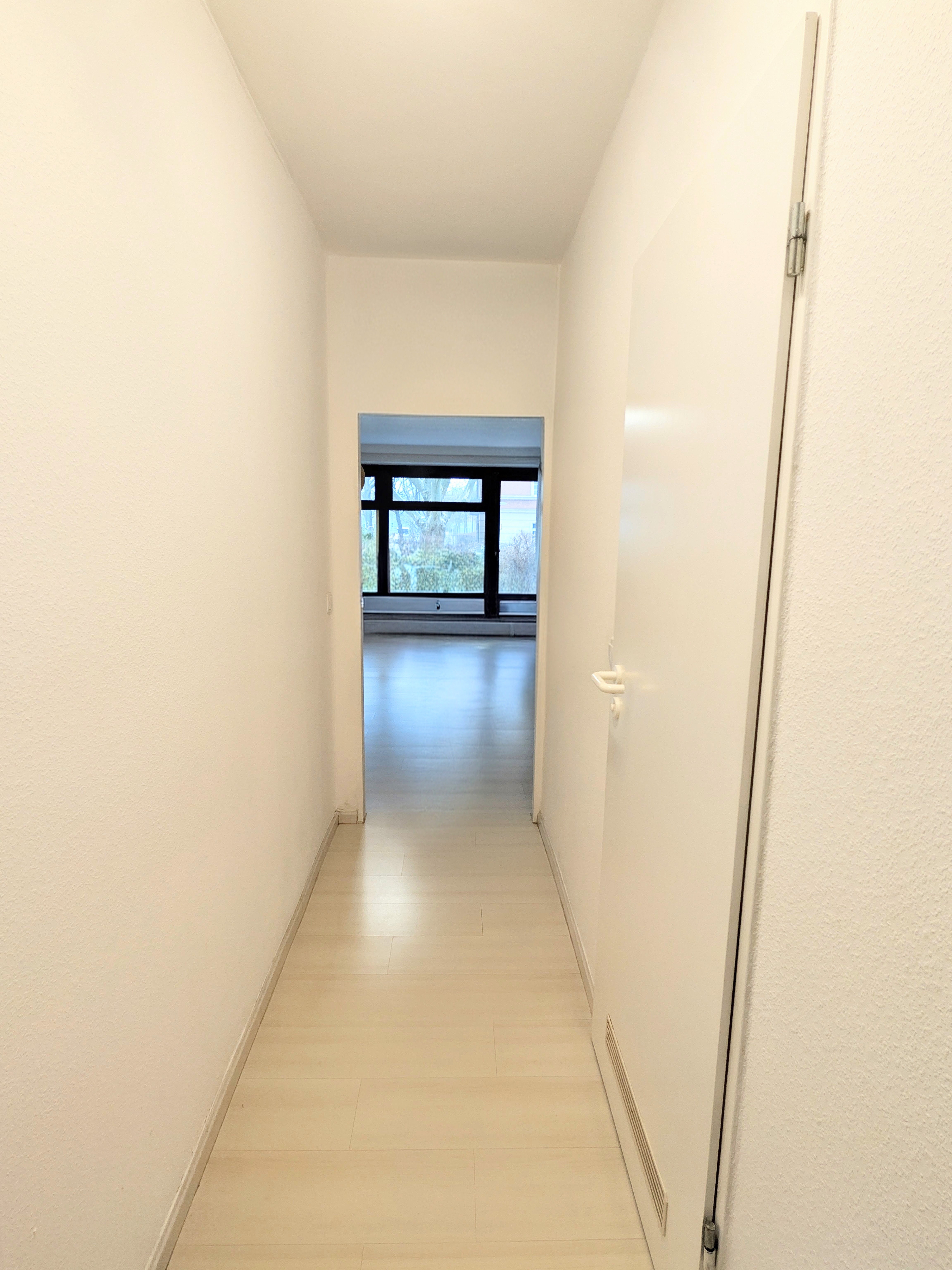 Potenzial zur Selbstfinanzierung: Studio nahe Gesundbrunnen mit Balkon, Garten & Parkmöglichkeit