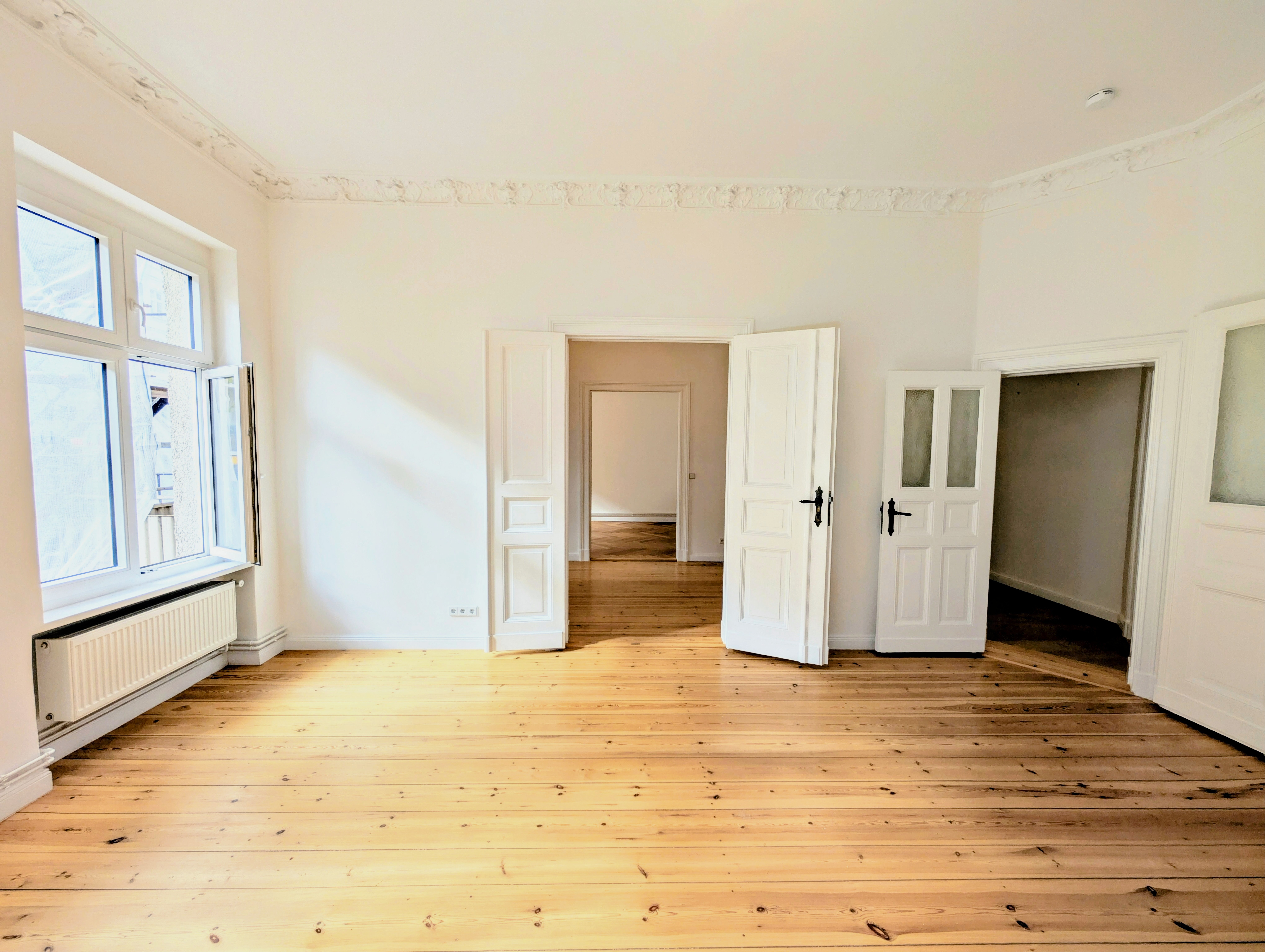 Repräsentative Gewerbefläche am Ku’damm – 153 m², 5 Räume, modernisiert 2025