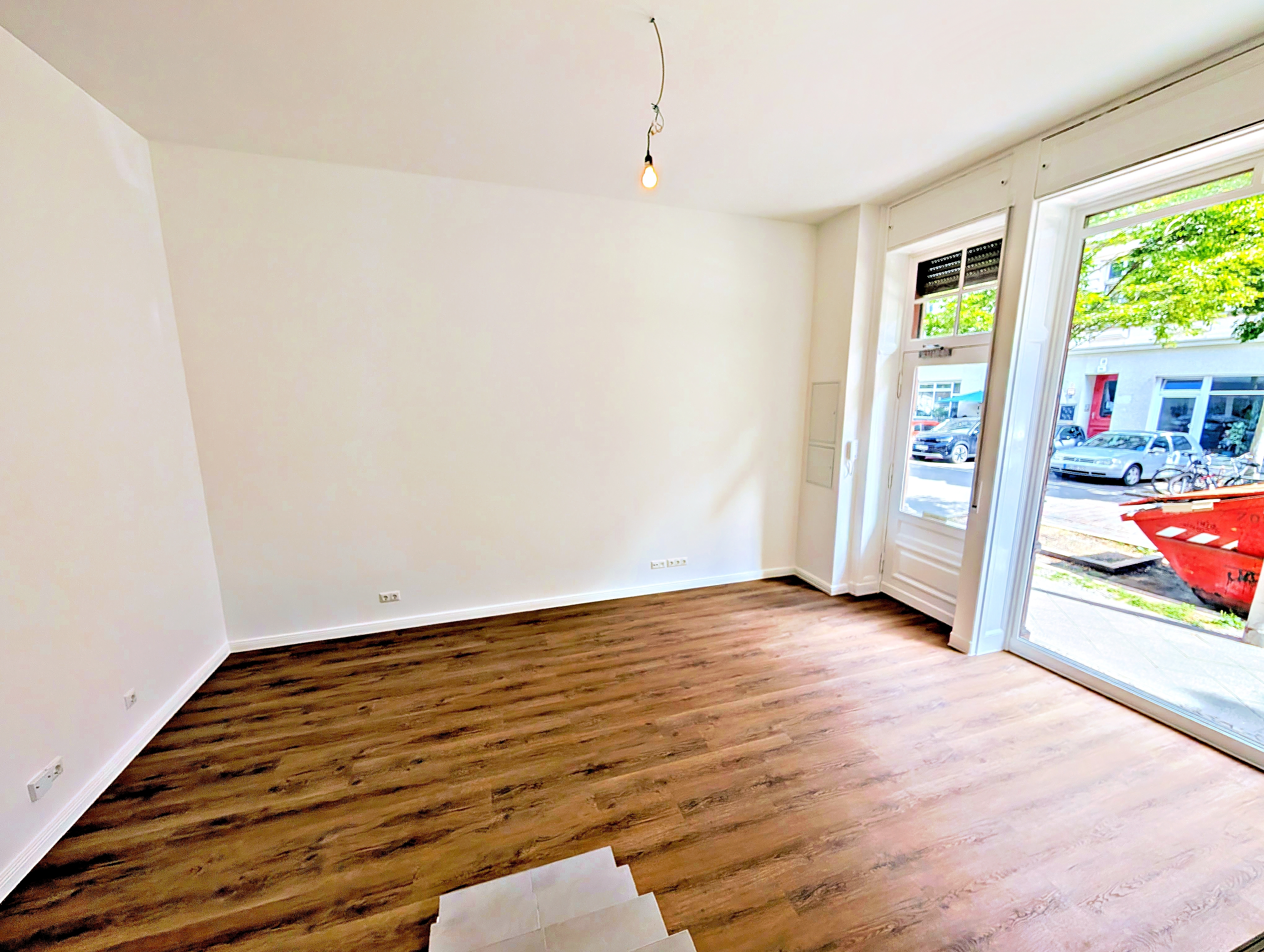 Frisch sanierte 1,5-Zimmer-Erdgeschoss Maisonette in Berlin-Moabit mit neuer Einbauküche