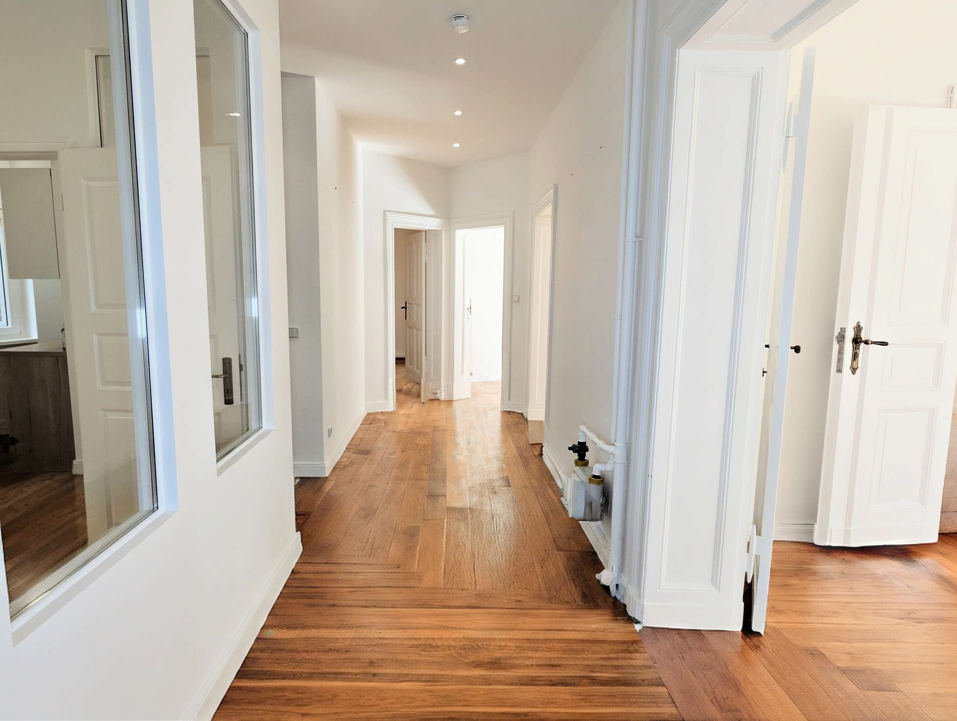 Repräsentative Gewerbefläche am Ku’damm – 153 m², 5 Räume, modernisiert 2025