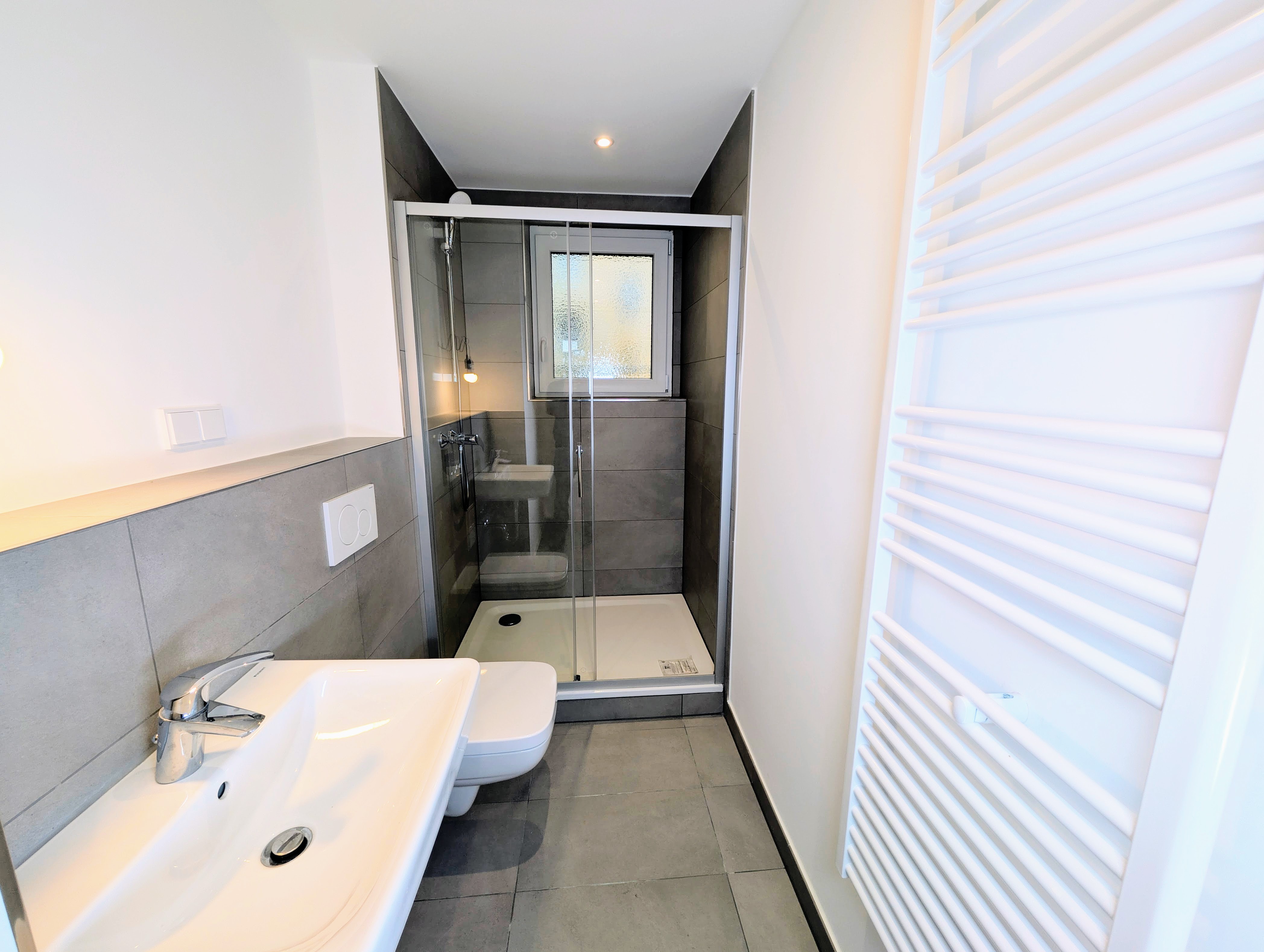 2-Zimmer-Wohnung Berlin-Tegel | Balkon | Neue Einbauküche | Top-Lage Berliner Straße