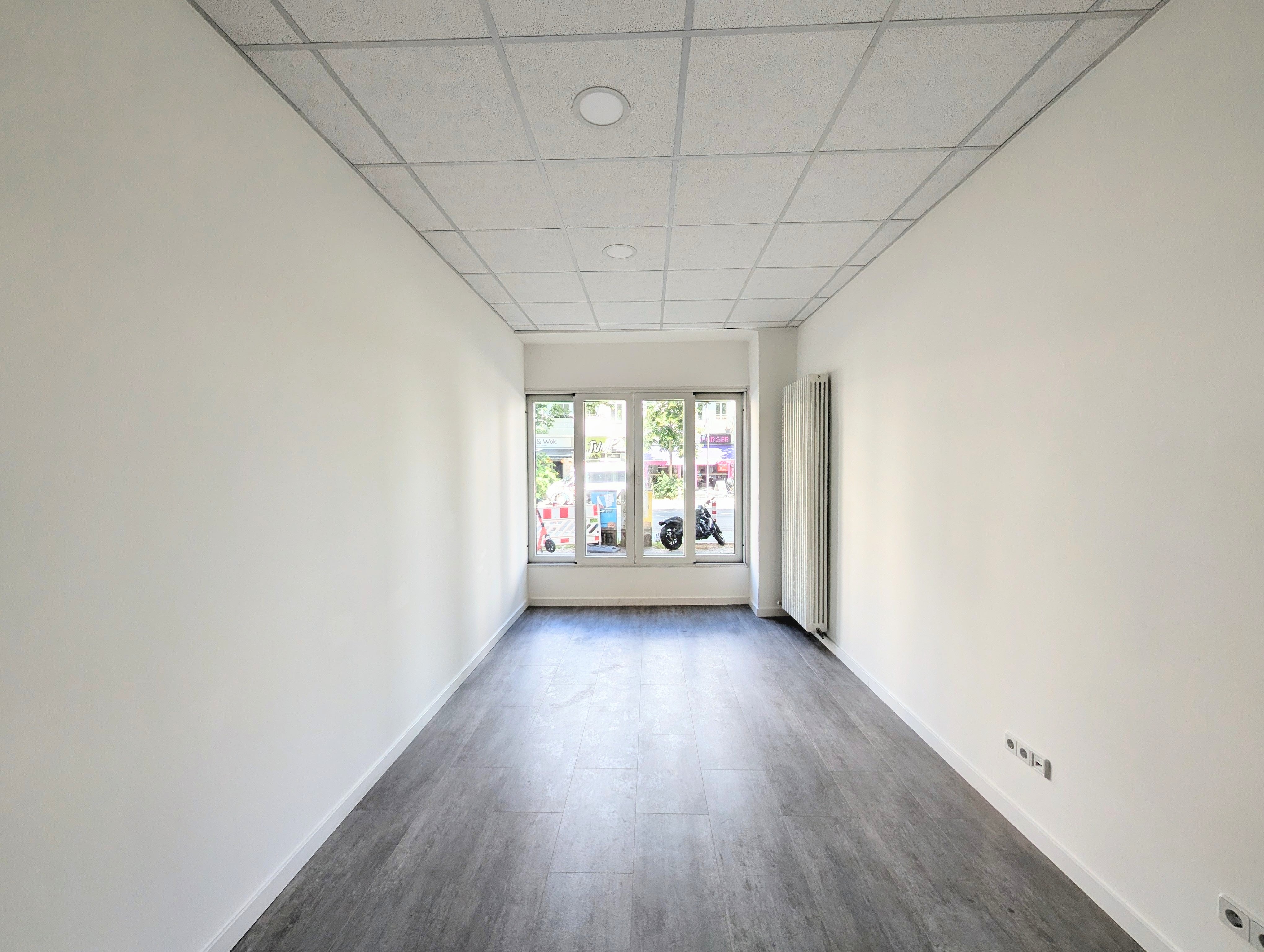 Top-Laden an der Hermannstraße – ca. 20 m Front, saniert und sofort verfügbar