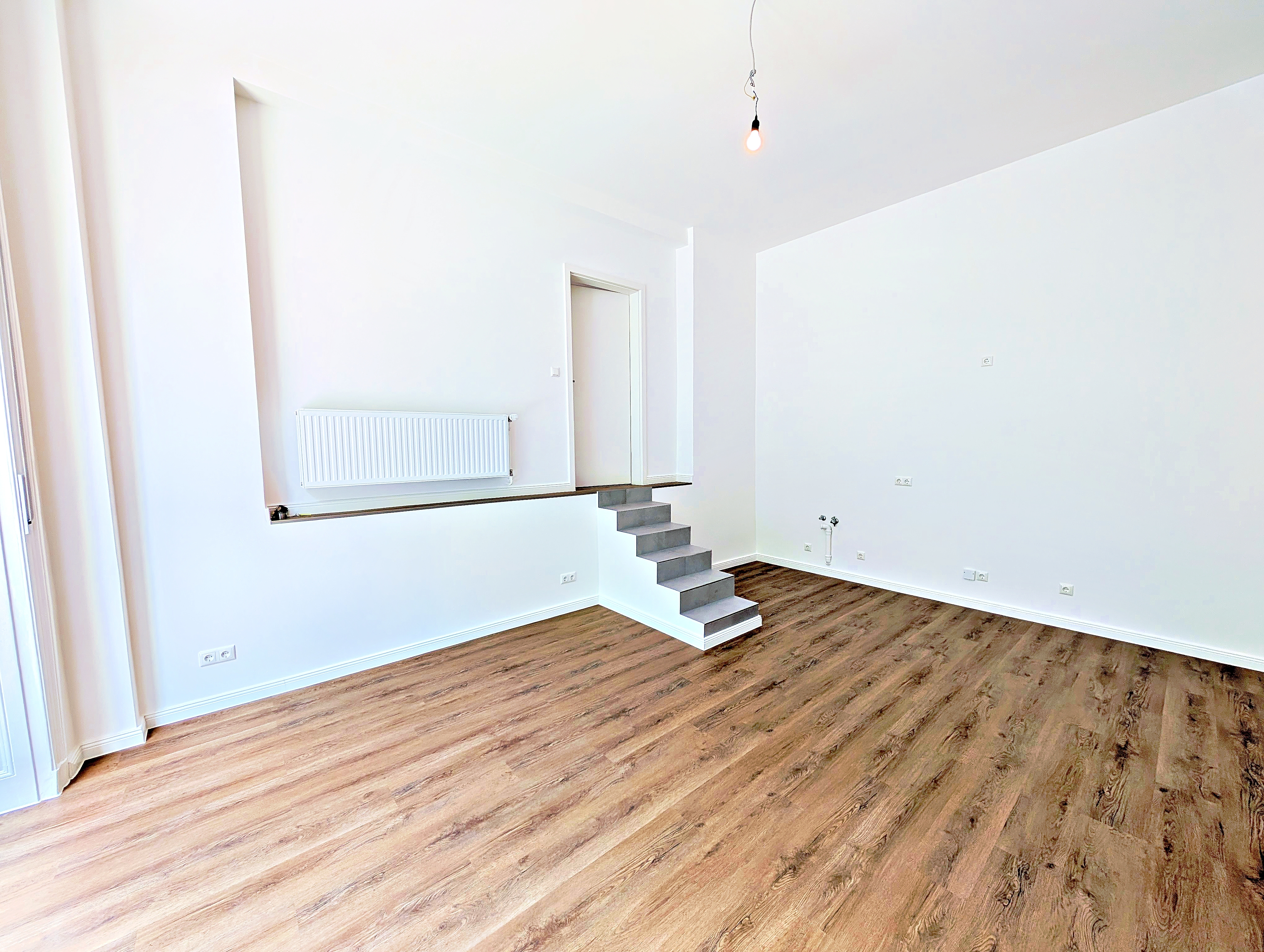 Frisch sanierte 1,5-Zimmer-Erdgeschoss Maisonette in Berlin-Moabit mit neuer Einbauküche