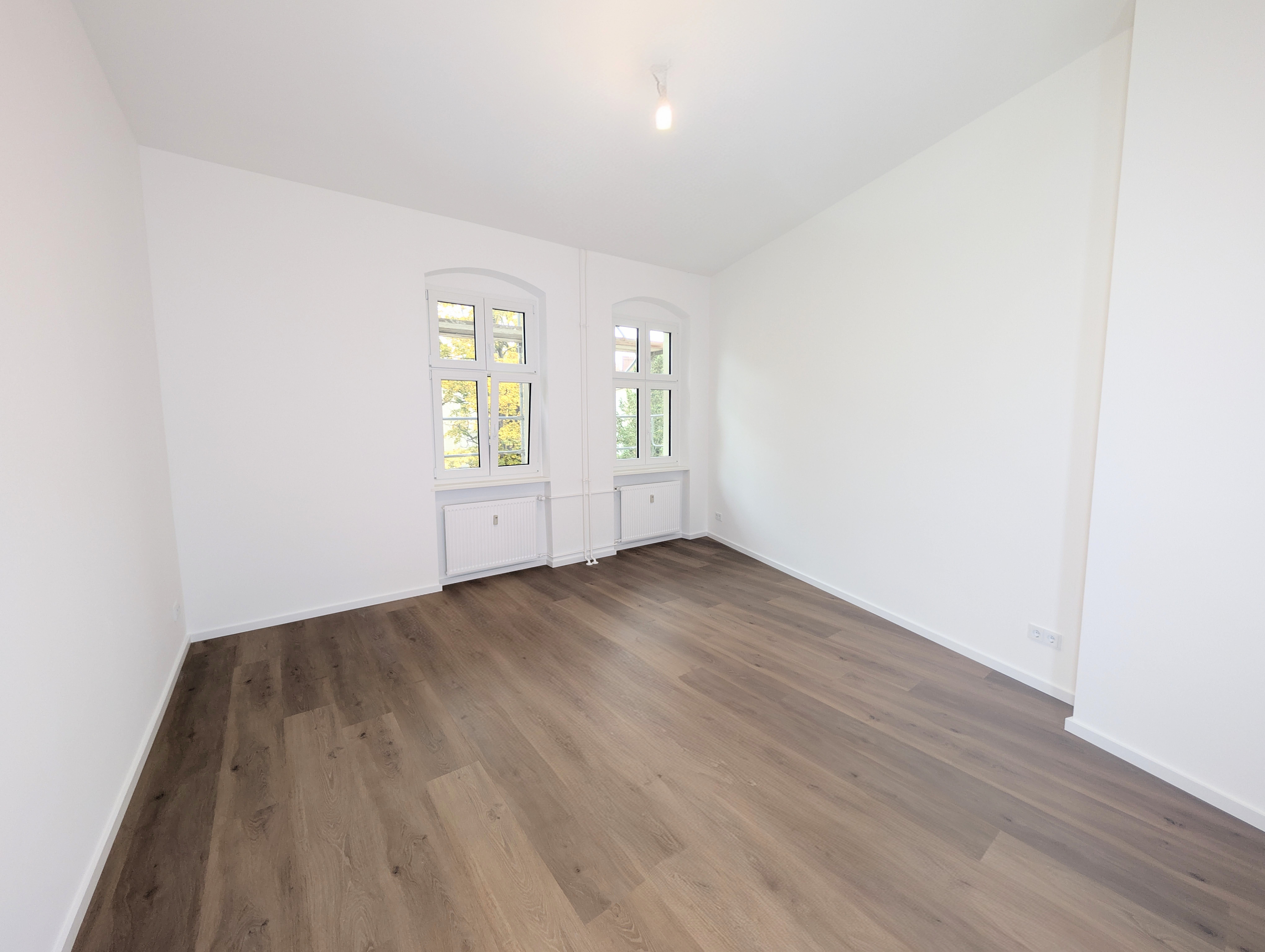 2-Zimmer-Wohnung Berlin-Tegel | Balkon | Neue Einbauküche | Top-Lage Berliner Straße