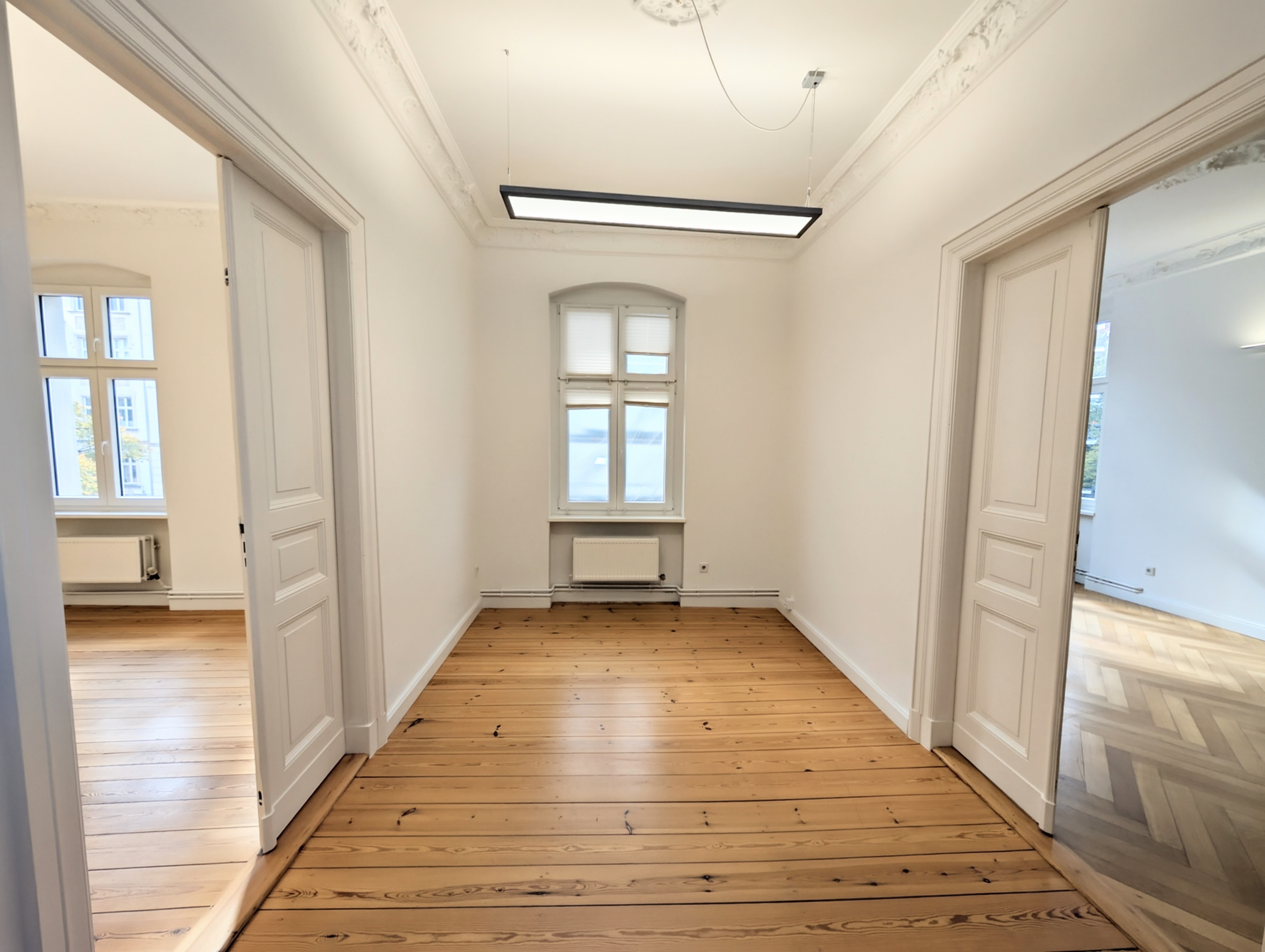 Großzügige Büro- oder Praxisfläche nahe Ku’damm – 169 m² mit Aufzug