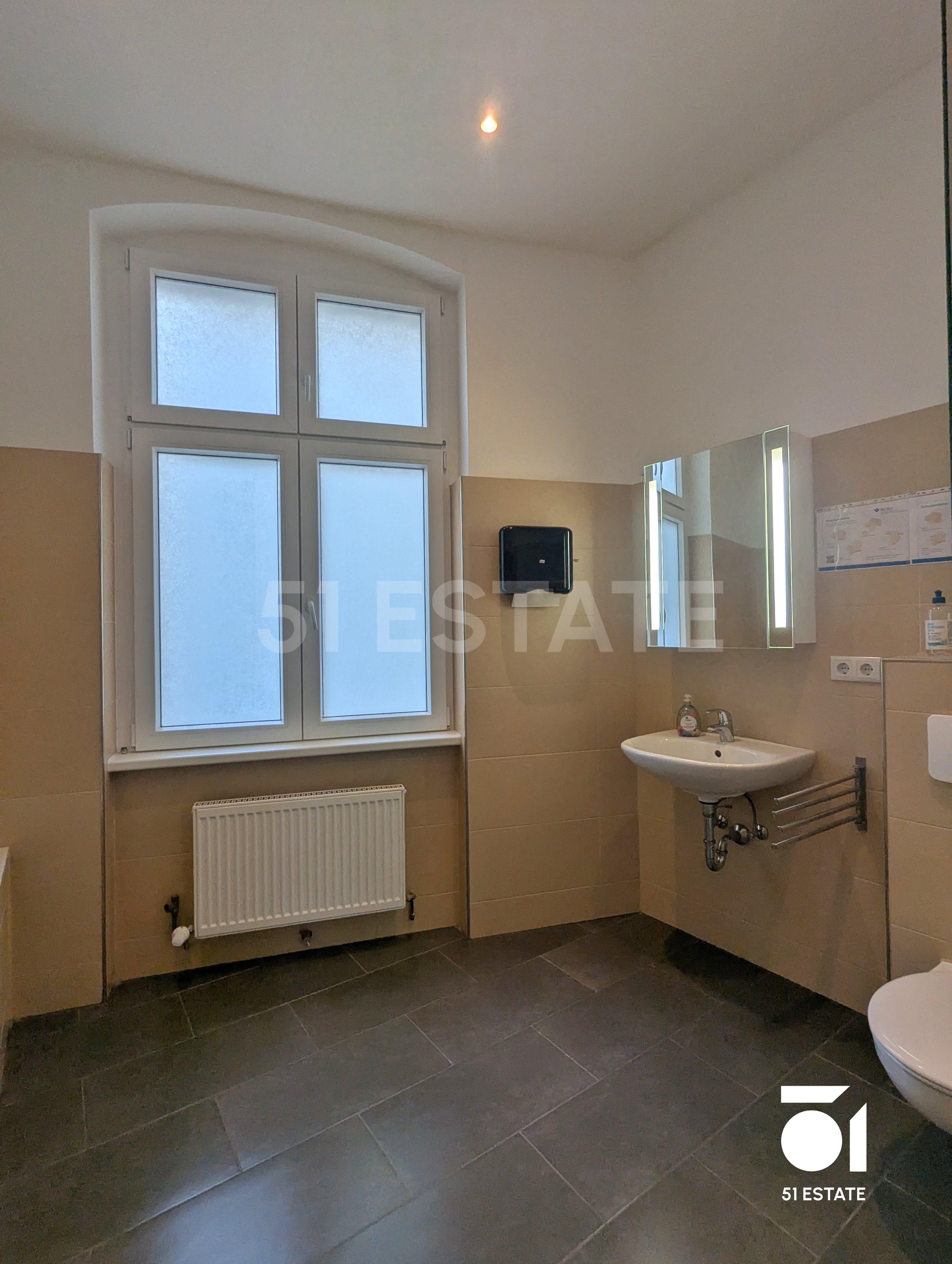 Perfekt für Büro oder Praxis – 169 m² im 2. OG | Westfälische Straße