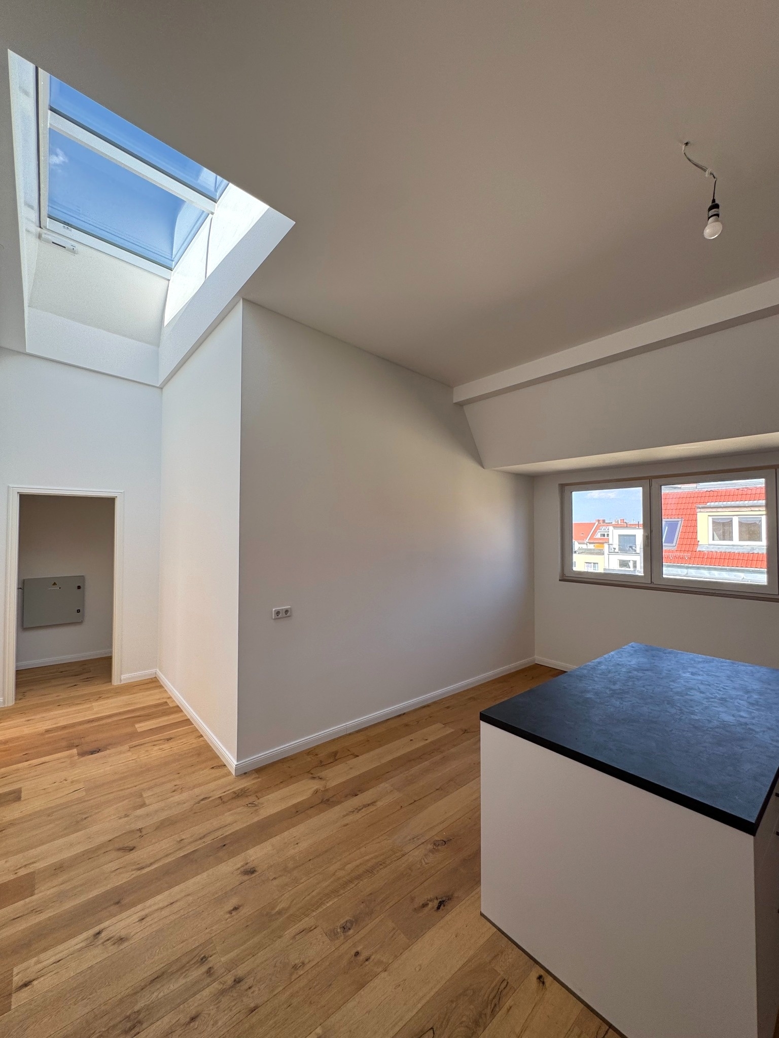 6-Penthousewohnung mit Terrasse - VH DG li.