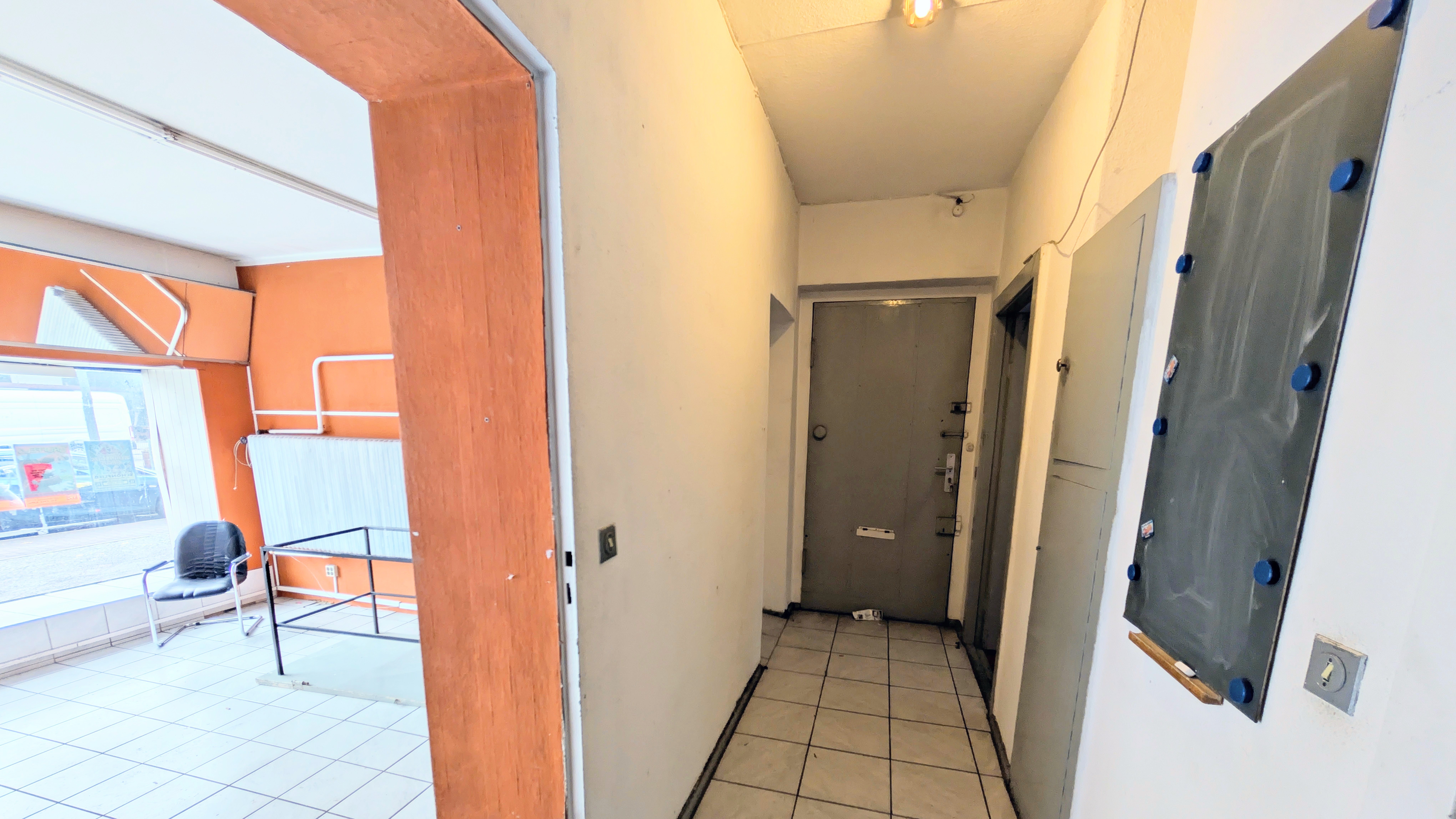 Direkt auf der Residenzstraße – provisionsfreie Ladenfläche mit ca. 20 m Front