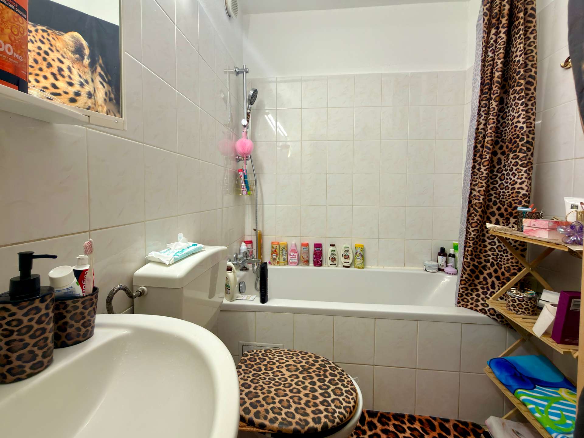 9% Nettorendite: Sanierte 2-Zimmer-Wohnung mit Balkon & Stellplatz