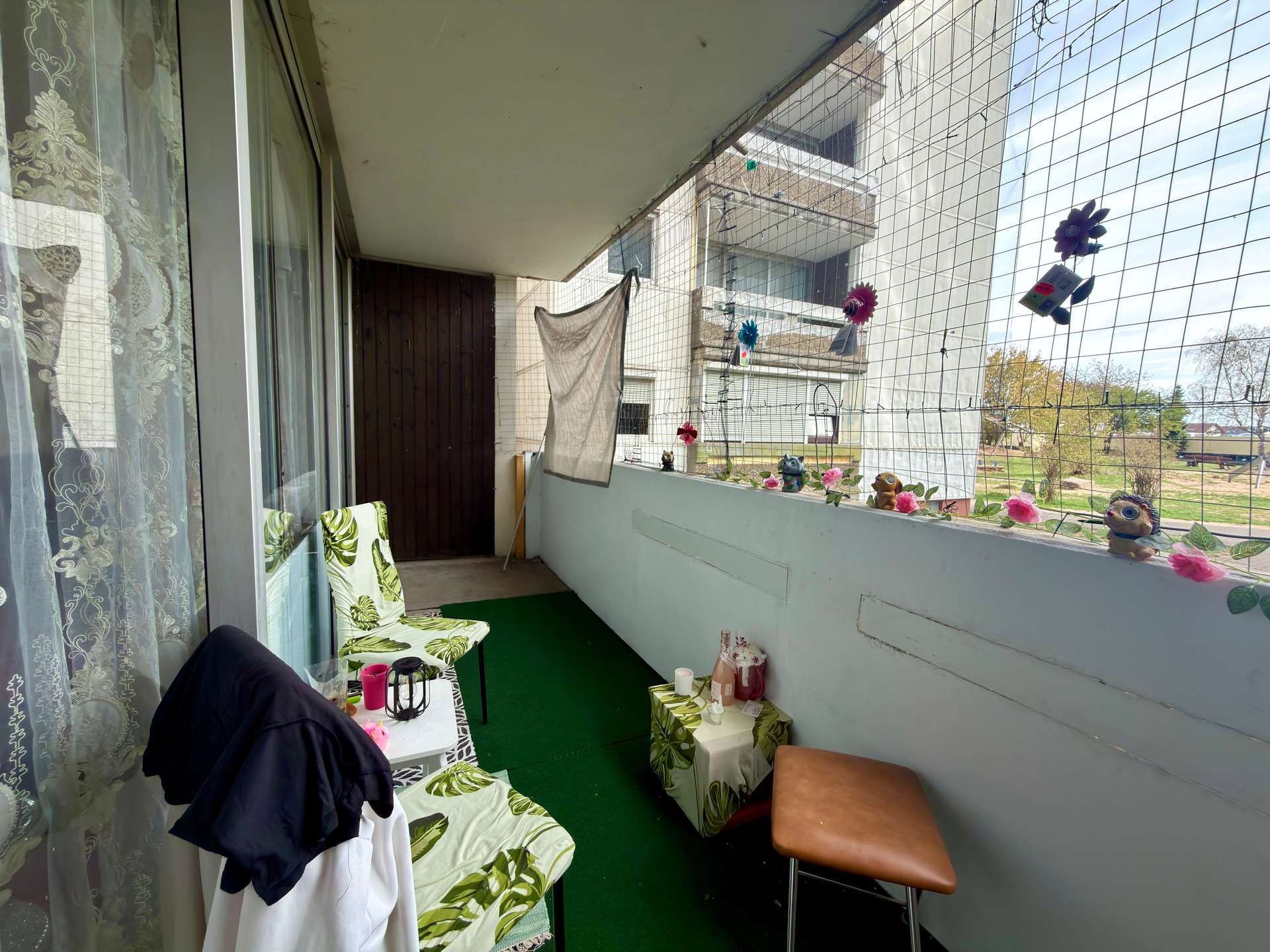 9% Nettorendite: Sanierte 2-Zimmer-Wohnung mit Balkon & Stellplatz