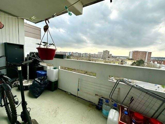 Top gepflegte 3-Zimmer-Wohnung mit großem Balkon & TG