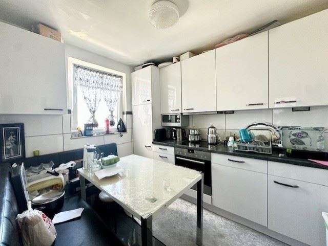 Top gepflegte 3-Zimmer-Wohnung mit großem Balkon & TG