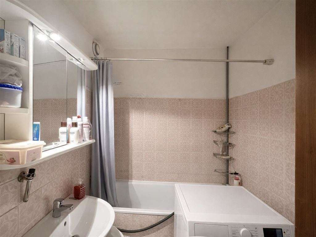 Schnäppchenalarm: Langfristig vermietete 2-Zimmer-Wohnung mit Balkon & Stellplatz