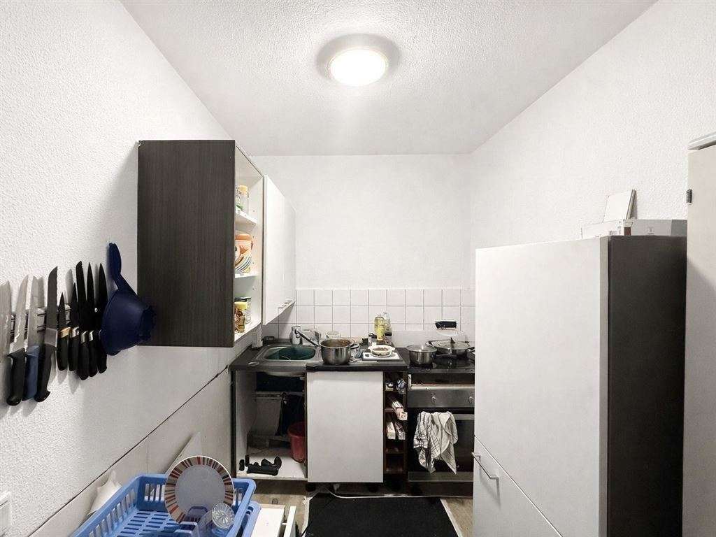 Schnäppchenalarm: Langfristig vermietete 2-Zimmer-Wohnung mit Balkon & Stellplatz