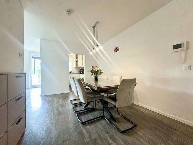 Ihr Familienglück beginnt hier: Exklusive Terrassenwohnung mit Traumgarten in Steinberg